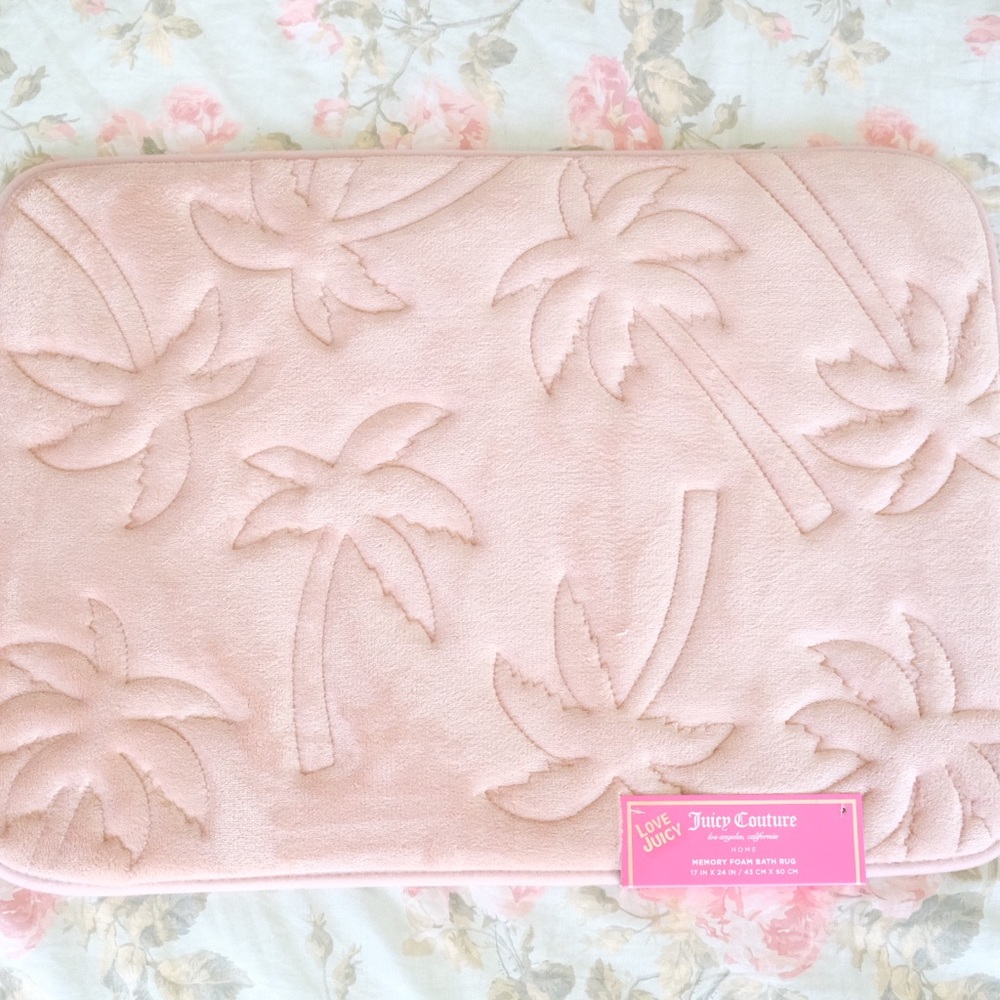 Juicy couture memory foam bath mat